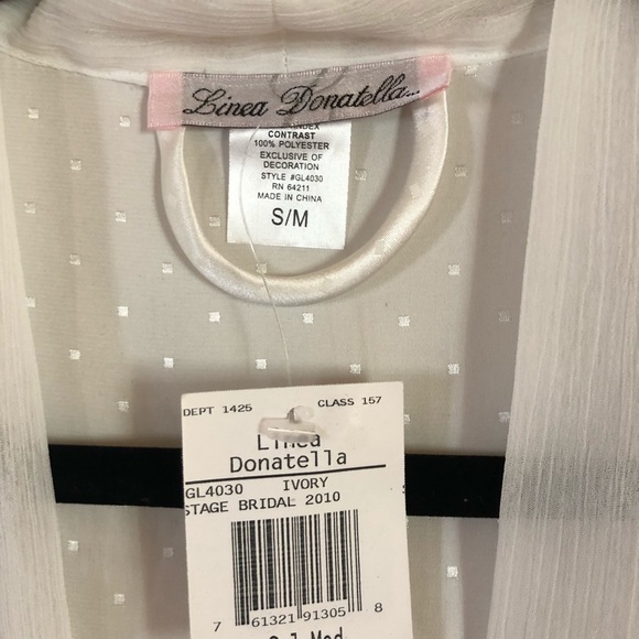 Bridal Robe - Picture 3 of 7